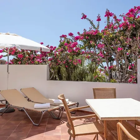 Wyndham Residences Golf Del Sur 公寓式酒店 3*