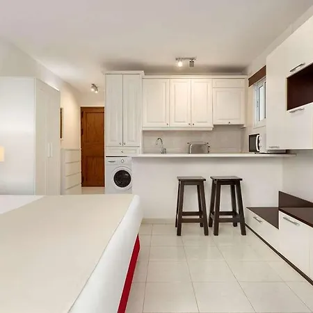 Wyndham Residences Golf Del Sur 公寓式酒店