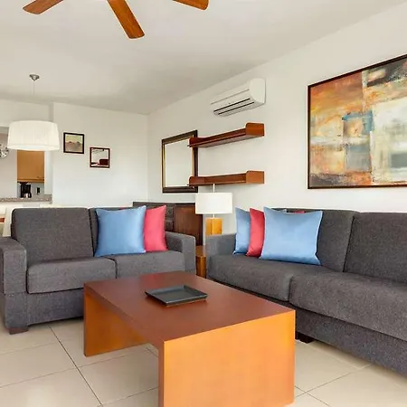 Wyndham Residences Golf Del Sur
