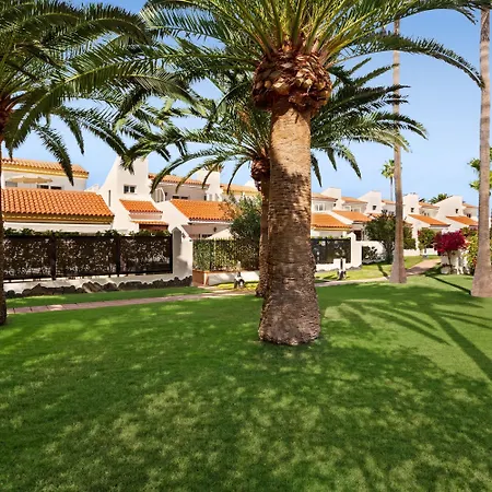 Apartahotel Wyndham Residences Golf Del Sur 4*