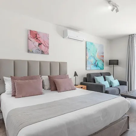 Wyndham Residences Golf Del Sur מלון דירות